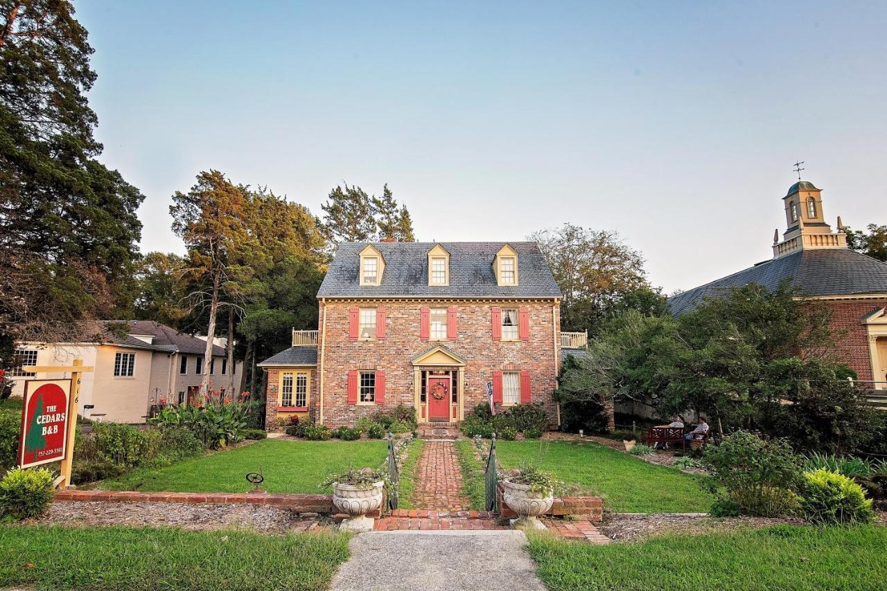Cedars Of Williamsburg Bed & Breakfast Exterior photo